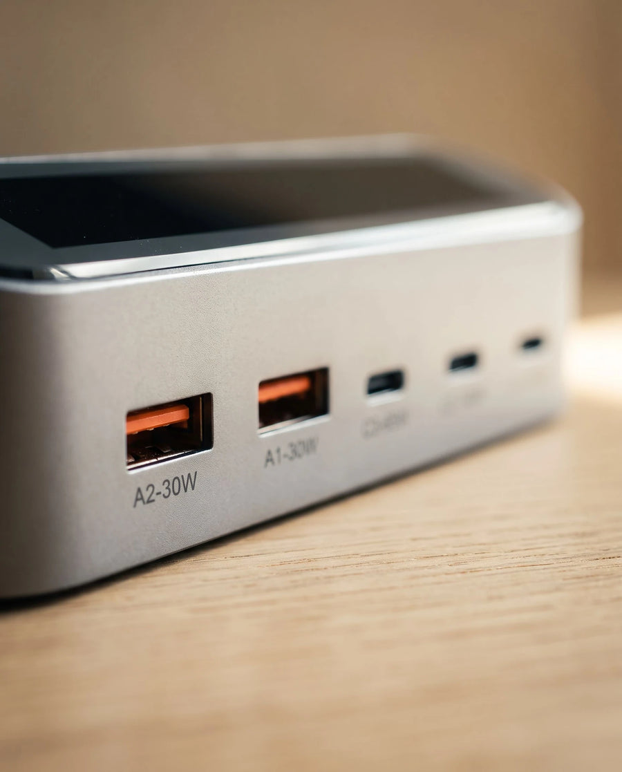The desk charging station — Six, in order