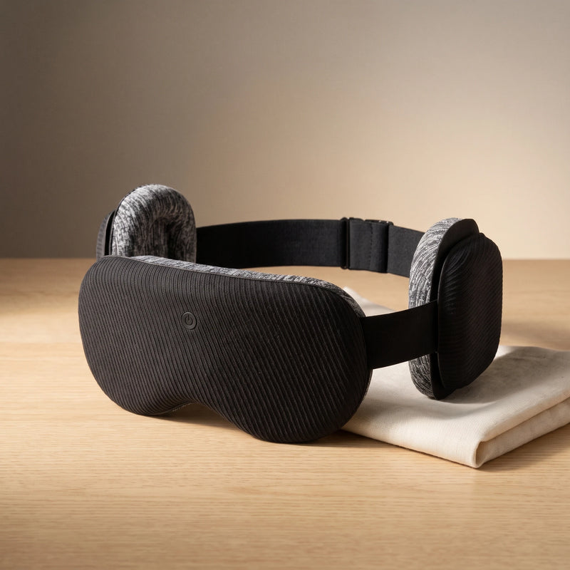The Bluetooth sleep mask in Onyx