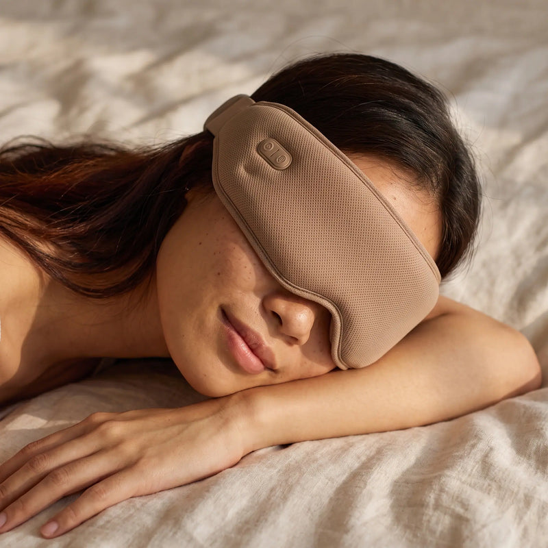 The heated eye massager in Earth